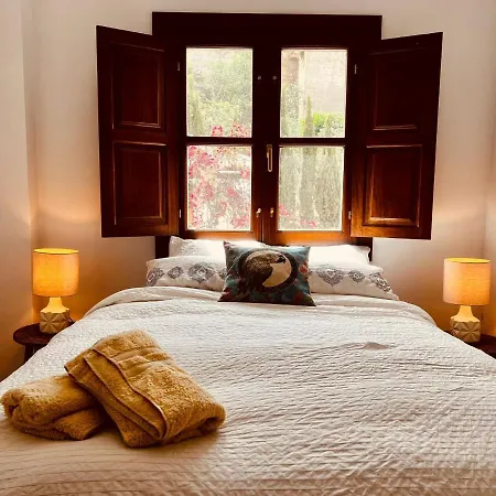 Apartamento En El Albayzin Con Piscina Privada *